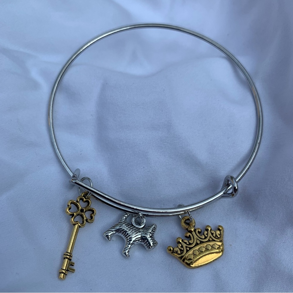 Brand New! Handmade! Adjustable Charm Bangle Bracelet! - Picture 4 of 5